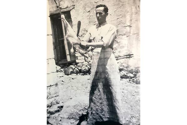 Denezis Meat - Archive photo, ‘50s in Lyrkeia, Argos.